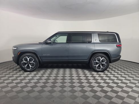 Used 2024 Rivian R1S Adventure AWD/4WD image 2