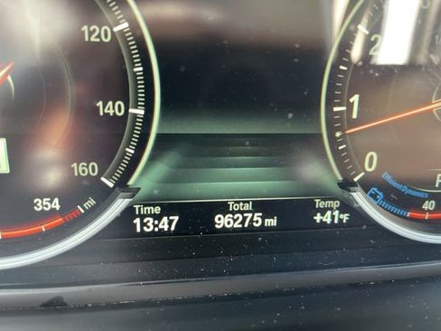 Used 2015 BMW 750i RWD image 36
