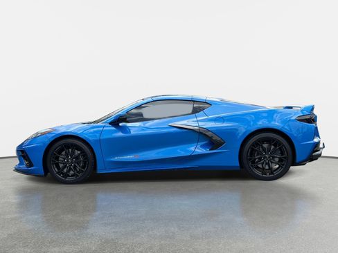 Used 2024 Chevrolet Corvette Stingray Coupe w/ Z51 Performance Package RWD image 6