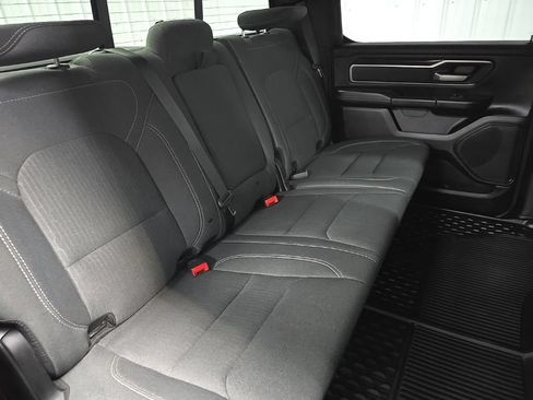 Used 2021 RAM 1500 Big Horn AWD/4WD image 16