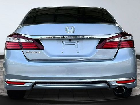 Used 2016 Honda Accord LX image 5
