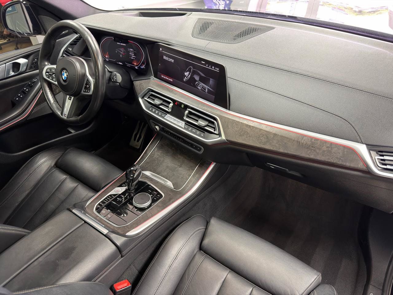Used 2020 BMW X5 M50i AWD/4WD image 26