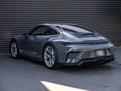 Certified 2026 Porsche 911 GT3 RWD image 3