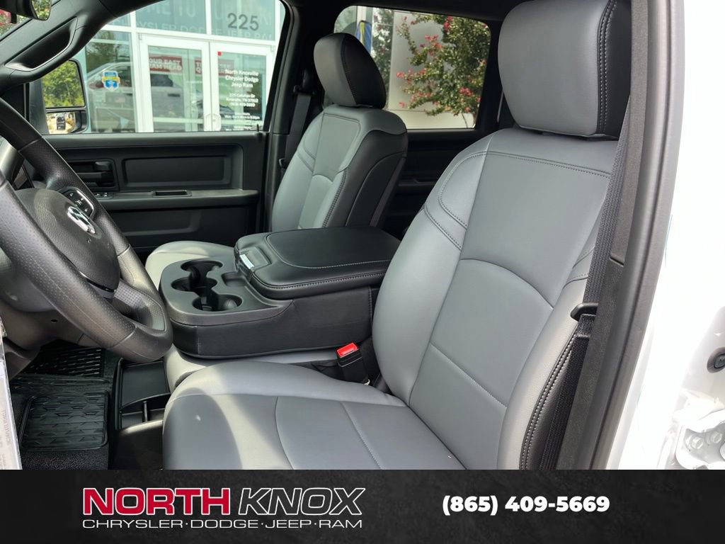 New 2026 RAM 5500 Tradesman AWD/4WD image 4