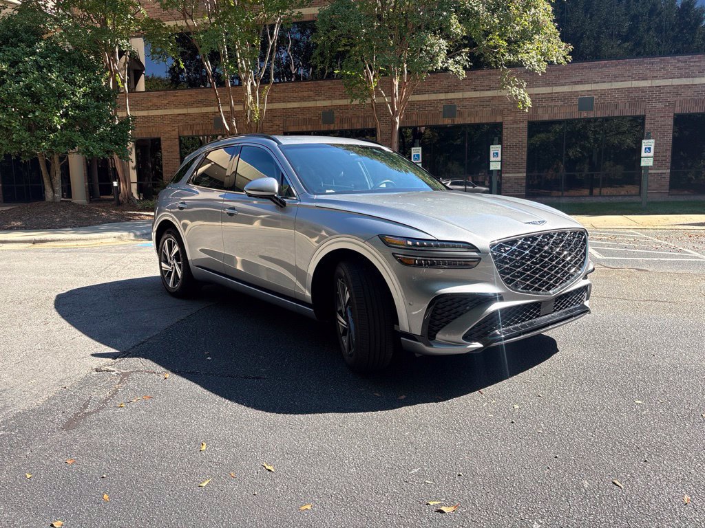 Certified 2026 Genesis GV70 3.5T Sport Advanced AWD/4WD image 5