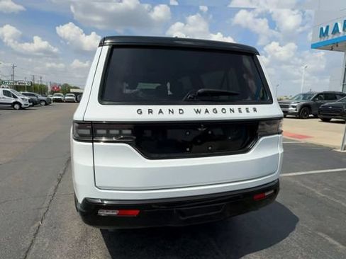 Used 2024 Jeep Grand Wagoneer L Series III w/ Quick Order Packagew 28T AWD/4WD image 7