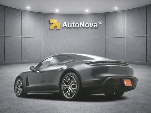 Used 2022 Porsche Taycan 4S image 51