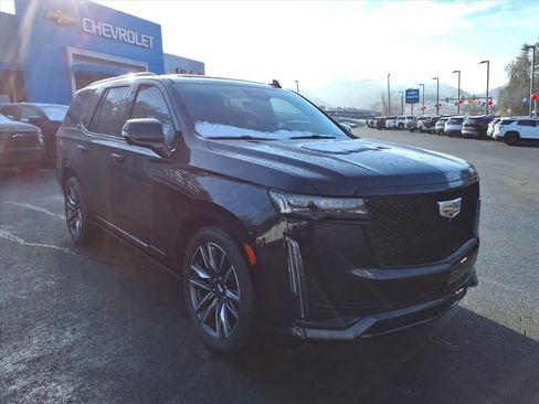 Used 2022 Cadillac Escalade Sport Platinum image 9