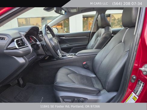 Used 2018 Toyota Camry XSE w/ Driver Assist Package FWD image 15