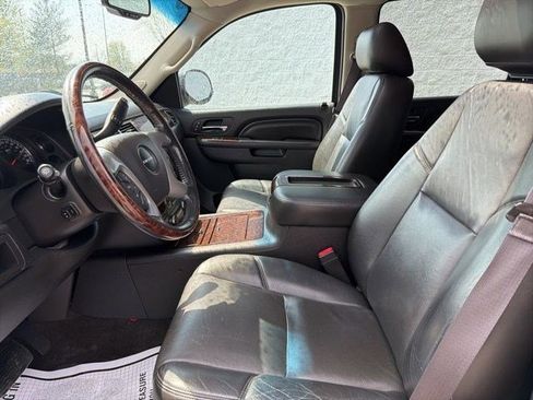 Used 2014 GMC Yukon Denali AWD/4WD image 13