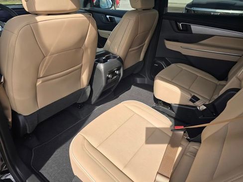 New 2026 Buick Enclave Preferred FWD image 11
