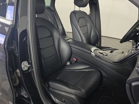 Used 2018 Mercedes-Benz GLC 300 4MATIC image 20