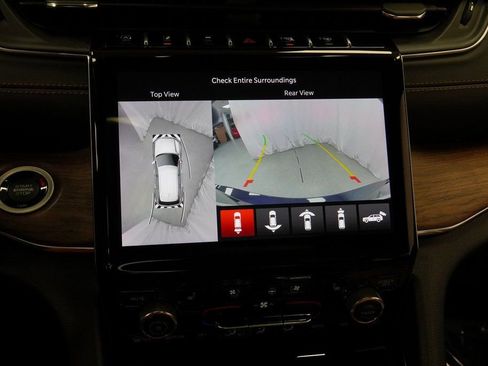 Certified 2024 Jeep Grand Cherokee L Summit w/ High Altitude Package image 34