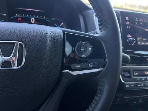 Used 2020 Honda Pilot Touring image 22