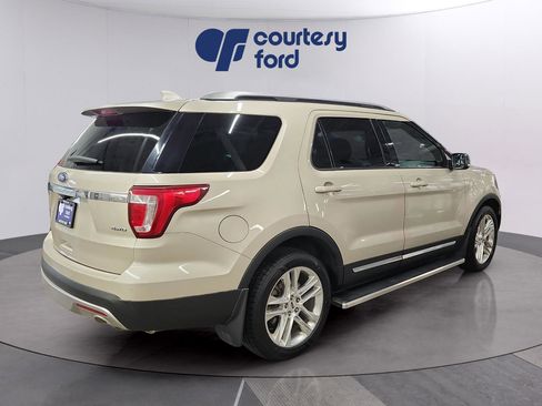 Used 2017 Ford Explorer XLT w/ Equipment Group 201A image 16