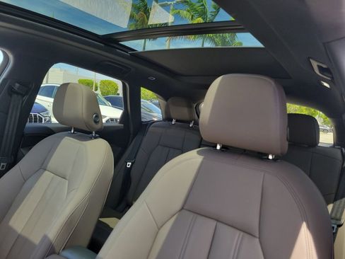 Certified 2025 Audi Q5 Premium w/ Convenience Package AWD/4WD image 16