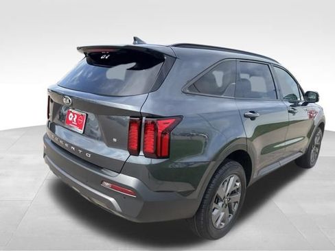 Used 2021 Kia Sorento S AWD/4WD image 7