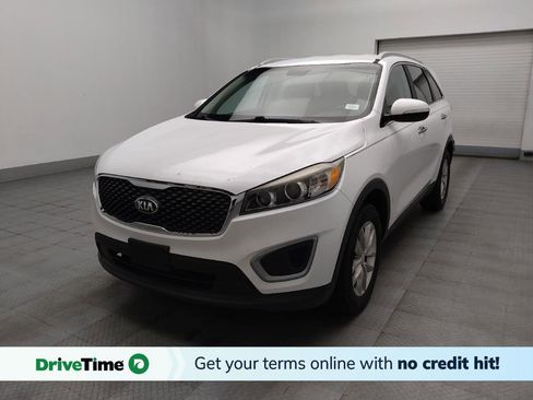 Used 2018 Kia Sorento LX image 1