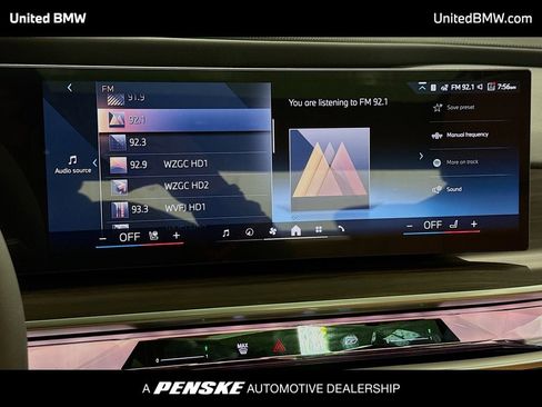 New 2026 BMW 740i w/ Premium Package RWD image 8