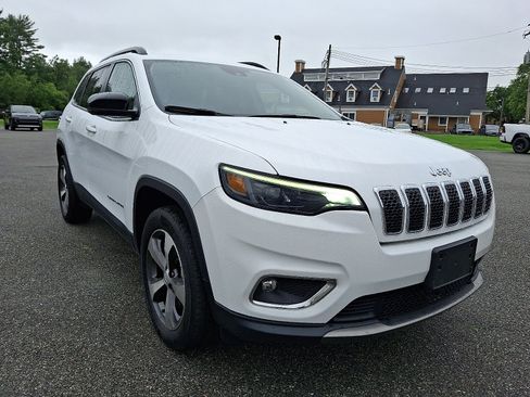 Used 2022 Jeep Cherokee Limited w/ Mopar Interior Package image 2