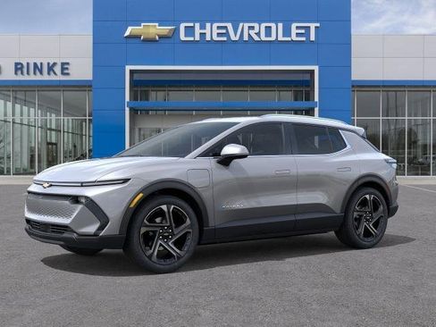 New 2026 Chevrolet Equinox EV LT image 2