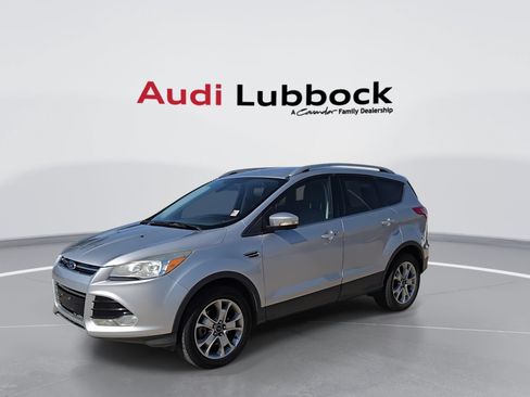 Used 2015 Ford Escape Titanium FWD image 4