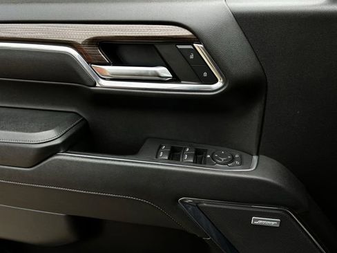 Used 2024 Chevrolet Silverado 1500 RST w/ Convenience Package II AWD/4WD image 26