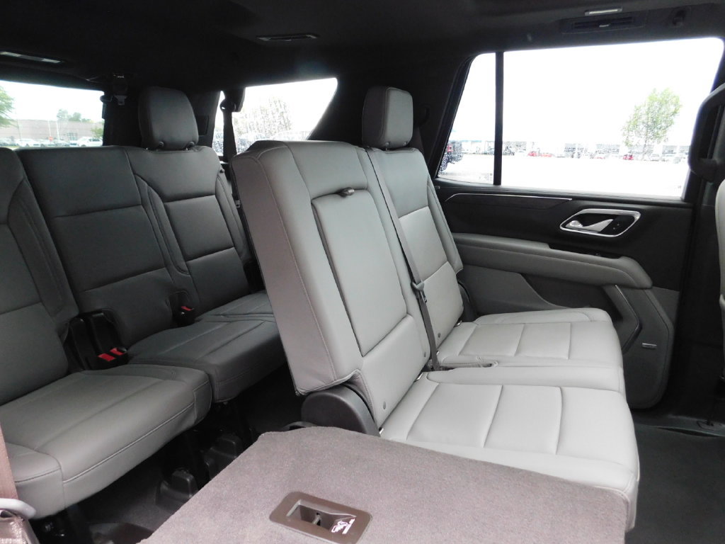 Used 2021 Chevrolet Tahoe LT w/ LT Signature Package AWD/4WD image 5