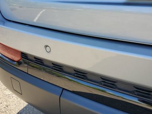 Certified 2024 Jeep Grand Cherokee Altitude image 26