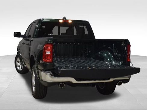 New 2026 RAM 1500 4x4 Crew Cab image 10