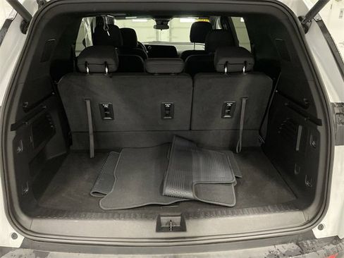Certified 2025 Chevrolet Traverse LT image 15