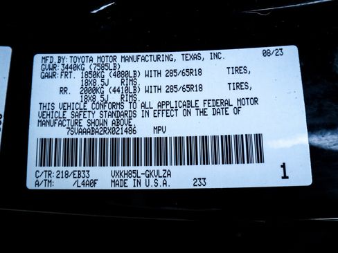 Used 2024 Toyota Sequoia TRD Pro AWD/4WD image 36