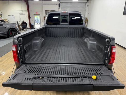 Used 2015 Ford F350 Lariat w/ Lariat Ultimate Package AWD/4WD image 8