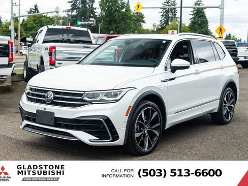 Used 2022 Volkswagen Tiguan SEL R-Line AWD/4WD image 4
