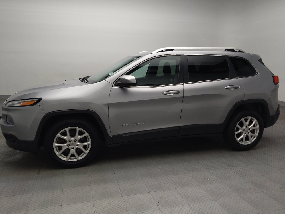 Used 2014 Jeep Cherokee Latitude FWD image 2