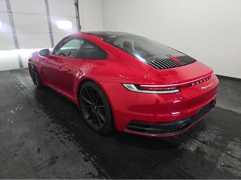 Used 2022 Porsche 911 Carrera 4S AWD/4WD image 4