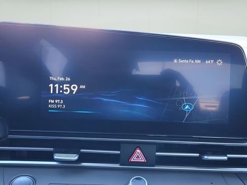 Used 2023 Hyundai Elantra SEL w/ Convenience Package image 18