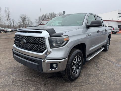 Used 2019 Toyota Tundra SR5 image 1