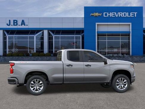 New 2026 Chevrolet Silverado 1500 Custom image 5