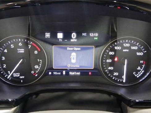 Used 2025 Cadillac XT5 Premium Luxury w/ Technology Package image 29