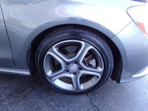 Used 2014 Mercedes-Benz CLA 250 image 41