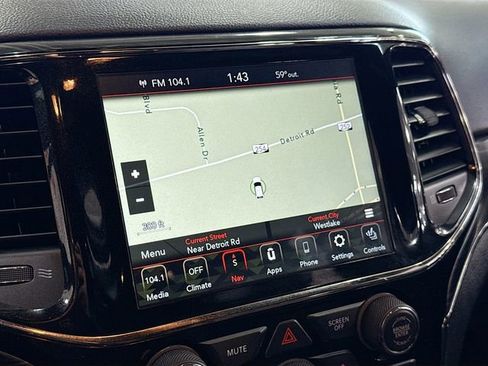 Used 2020 Jeep Grand Cherokee Limited X image 14