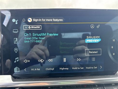 Certified 2024 Chevrolet Silverado 1500 RST w/ Dark Appearance Package image 14