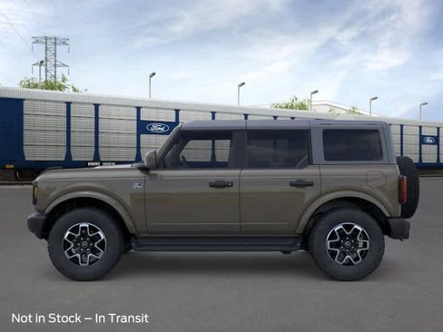 New 2026 Ford Bronco Outer Banks AWD/4WD image 3