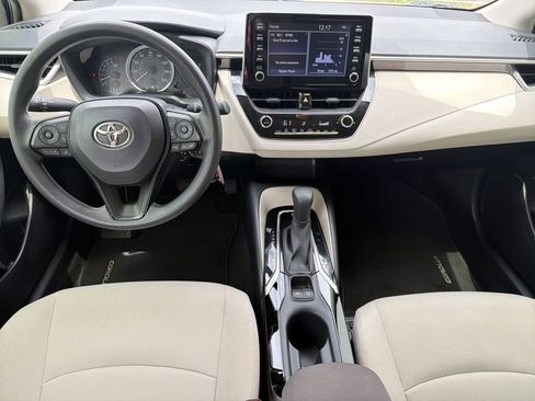 Used 2020 Toyota Corolla LE FWD image 10