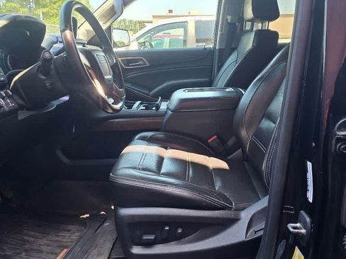 Used 2019 GMC Yukon Denali w/ Open Road Package AWD/4WD image 2