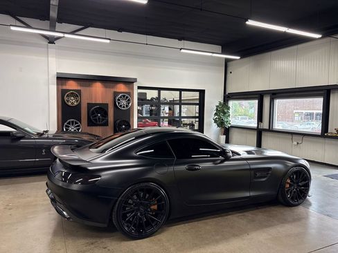 Used 2016 Mercedes-Benz AMG GT S w/ Exclusive Interior Package image 15
