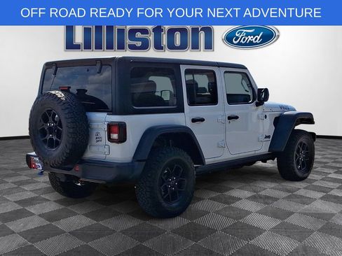 Used 2024 Jeep Wrangler Unlimited AWD/4WD image 4