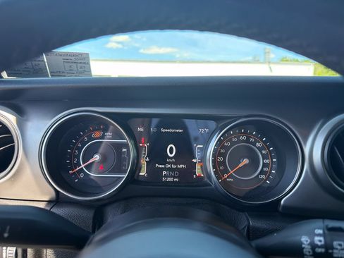 Used 2019 Jeep Wrangler Unlimited Sport S AWD/4WD image 22
