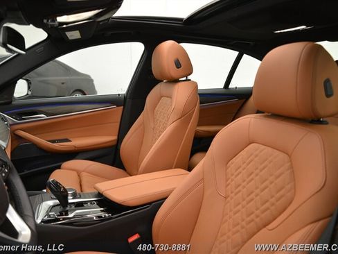 Used 2023 BMW 530i w/ Premium Package RWD image 18